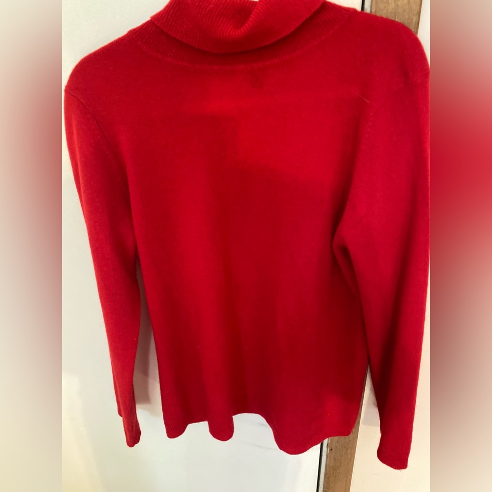 Red Charter Club Cashmere Turtleneck Sweater ❤️